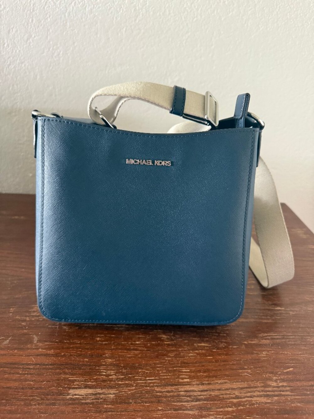 Michael Kors Cross Body Purse
